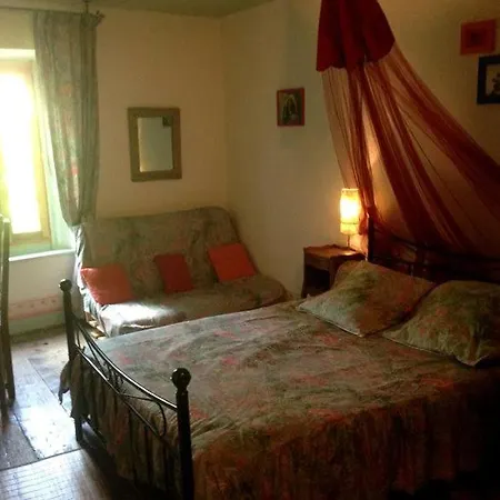 Semesterbostad Du Grand Taichou Luzenac